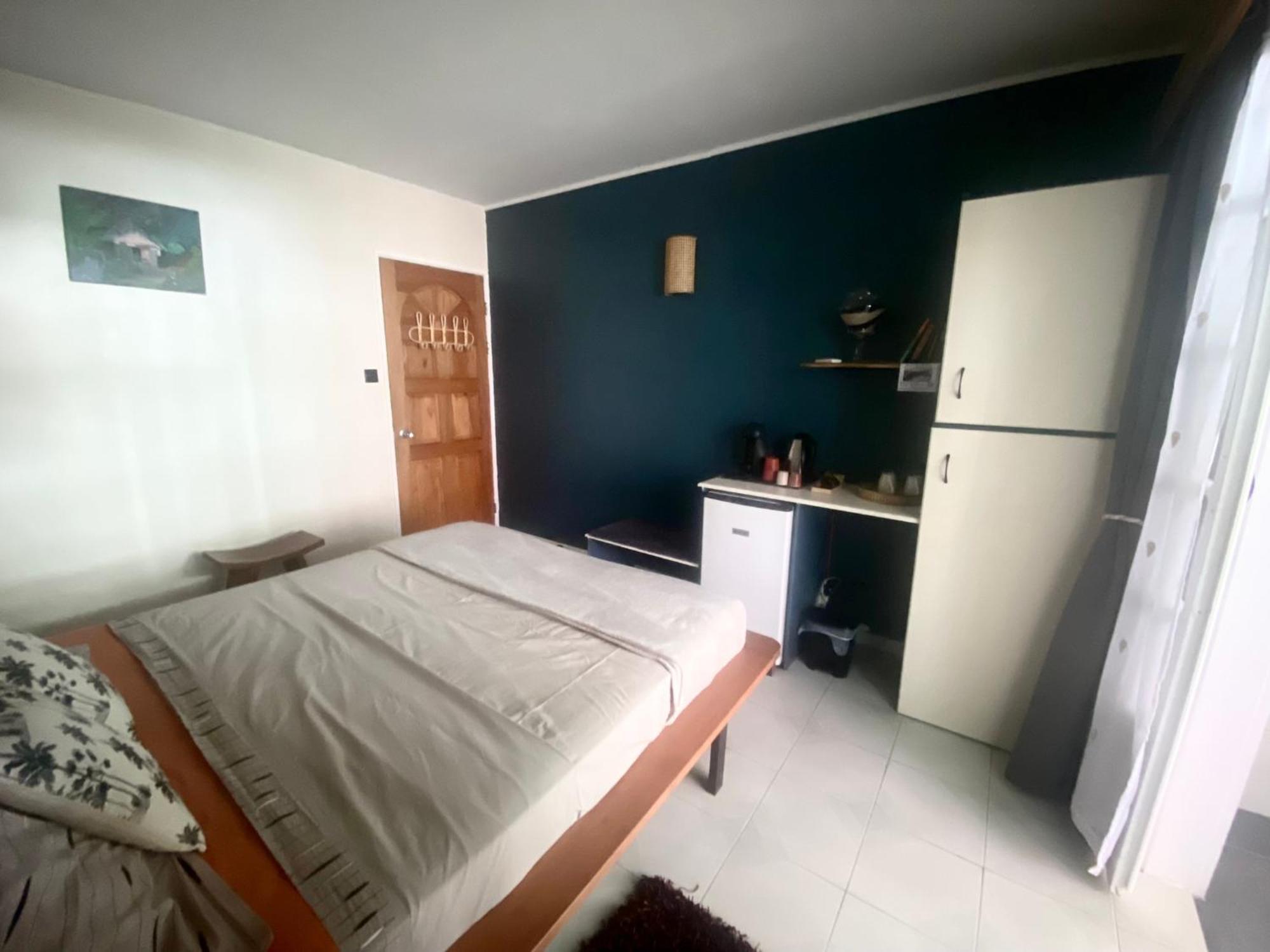 Ti Kaz Lo Ker Chambre D'Hote Chez L'Habitant Сен-Жозеф Экстерьер фото